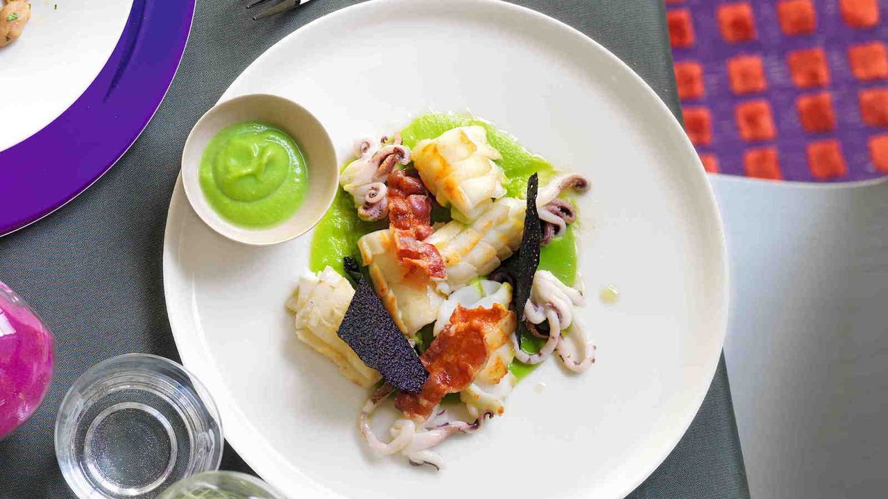 Receita de Calamaro com creme de bacon e ervilha
