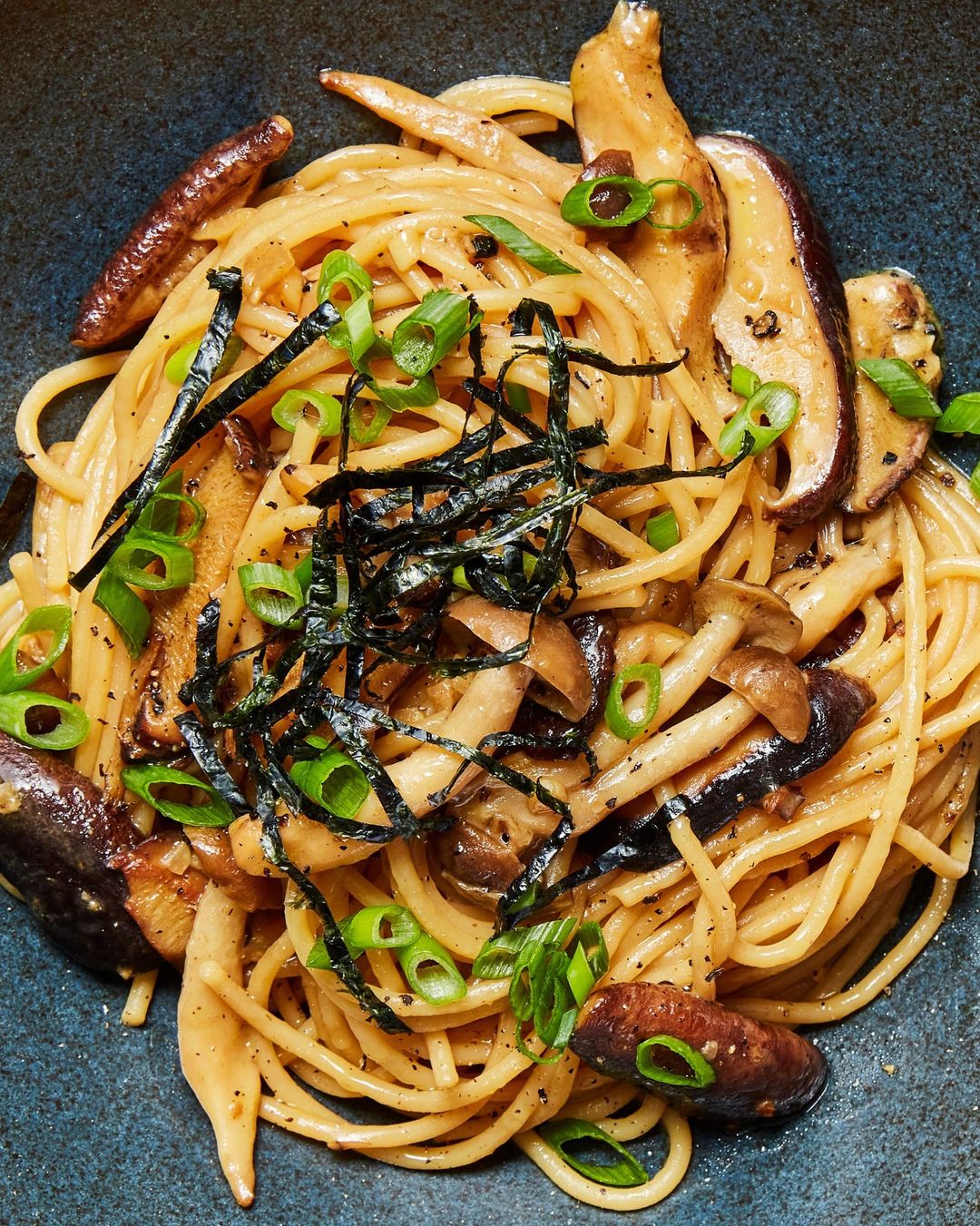 Receita: Spaghetti com cogumelos à moda oriental