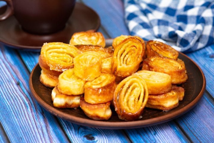 a receita de doces dourados e crocantes