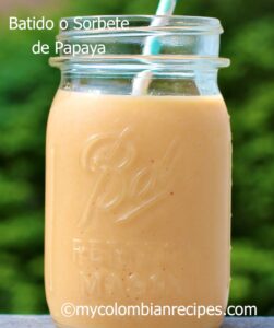 Smoothie de mamão (smoothie de mamão colombiano)